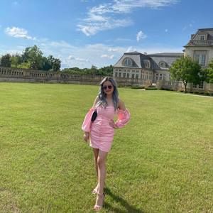 Meet your Posher, Nhi